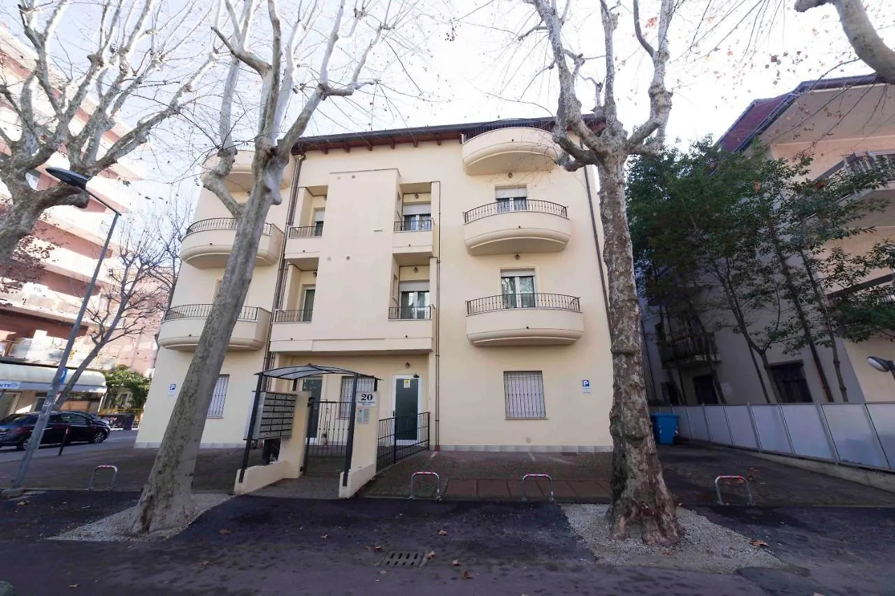 Residenza Melucci Apart otel Rimini İtalya
